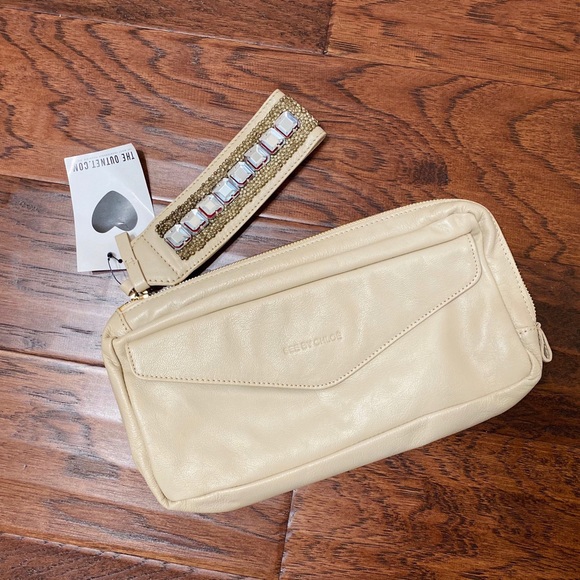 See By Chloe Leonie Embellished Leather Clutch. - Picture 3 of 8